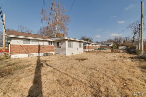 Tiny photo for 2206 Berwyn Drive, St Louis, MO 63136 (MLS # 25082488)