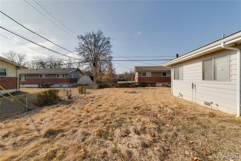 Tiny photo for 2206 Berwyn Drive, St Louis, MO 63136 (MLS # 25082488)