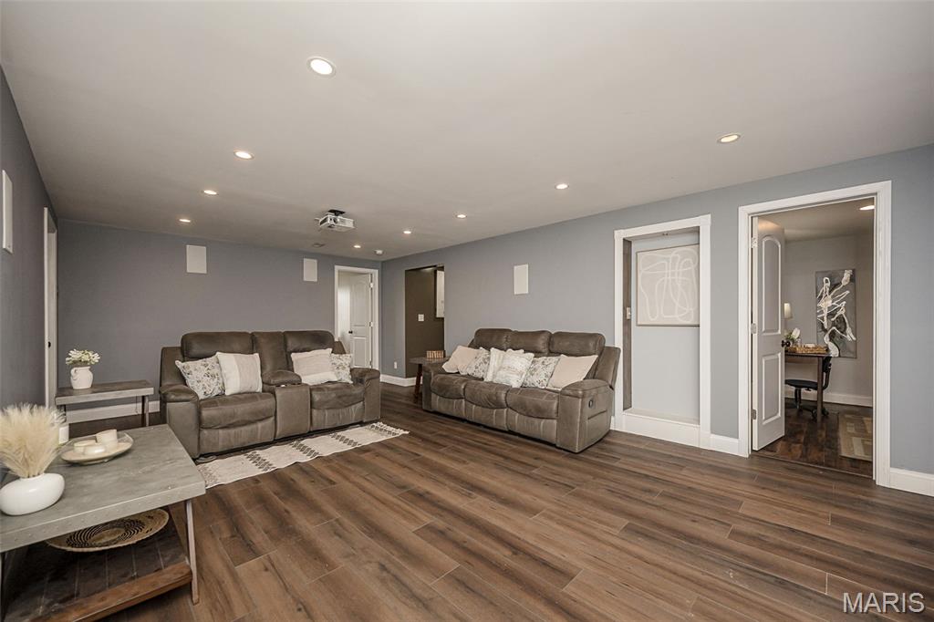 Riverside Estates - Residential