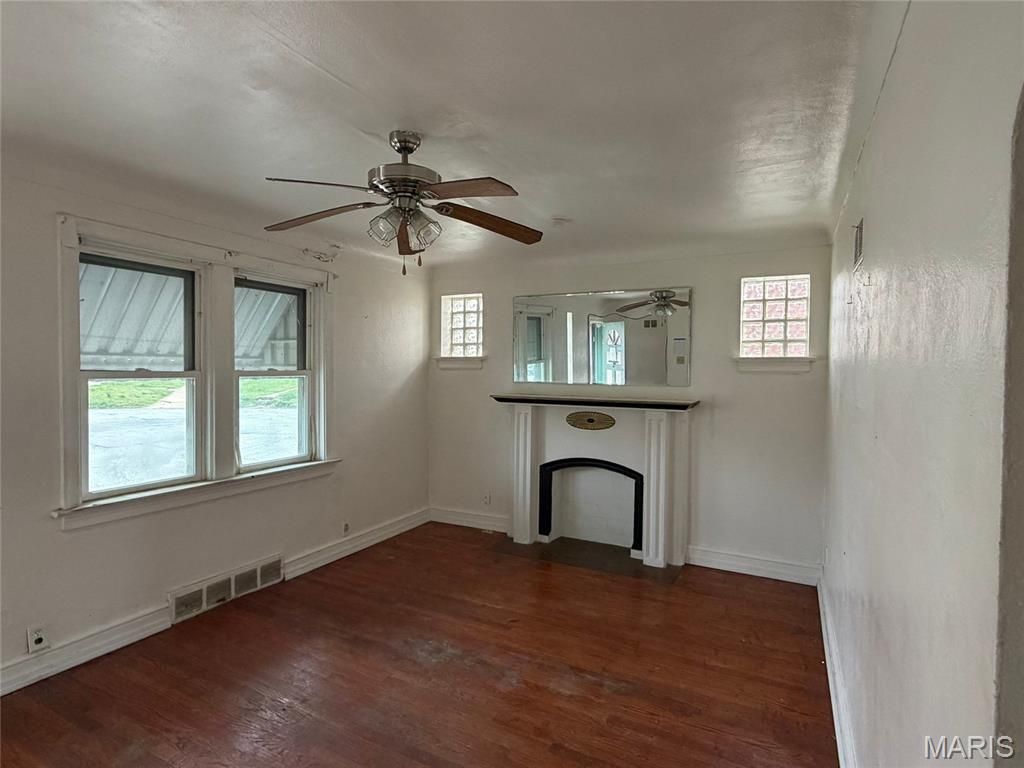 Photo of 8964 Mayfield Court, St Louis, MO 63136 (MLS # 26020929)