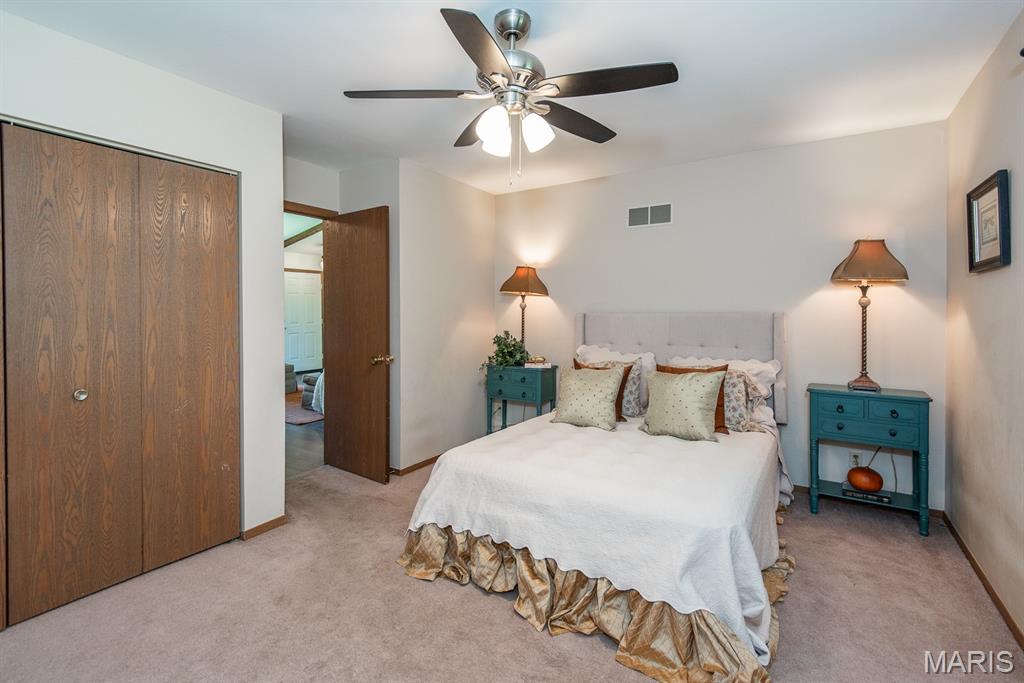 St Peters, Missouri 63376, United States, 2 Bedrooms Bedrooms, ,1 BathroomBathrooms,Residential,Pending,136213