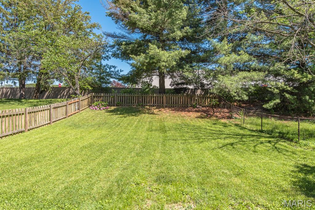 St Peters, Missouri 63376, United States, 2 Bedrooms Bedrooms, ,1 BathroomBathrooms,Residential,Pending,136213