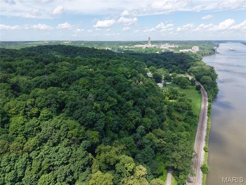 Tiny photo for 24 Monkey Run ST, Hannibal, MO 63401 (MLS # 26028724)