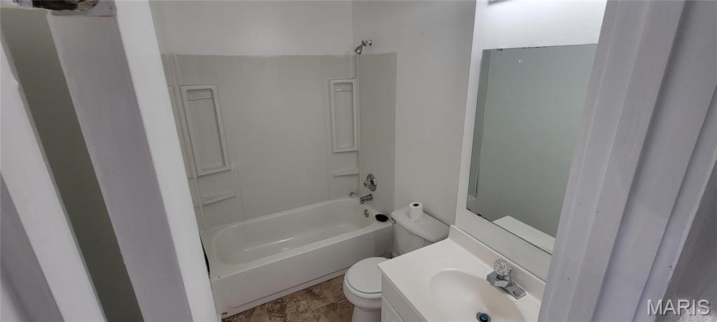 Paddock Lake Condo - Residential