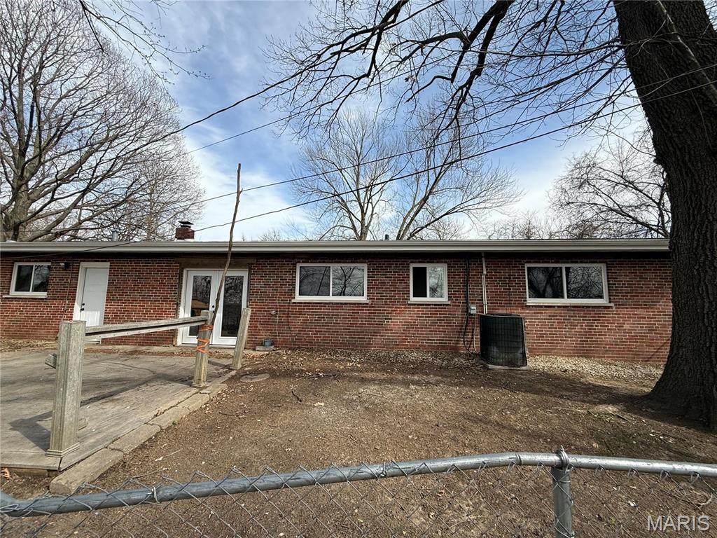 1227 Teson Road