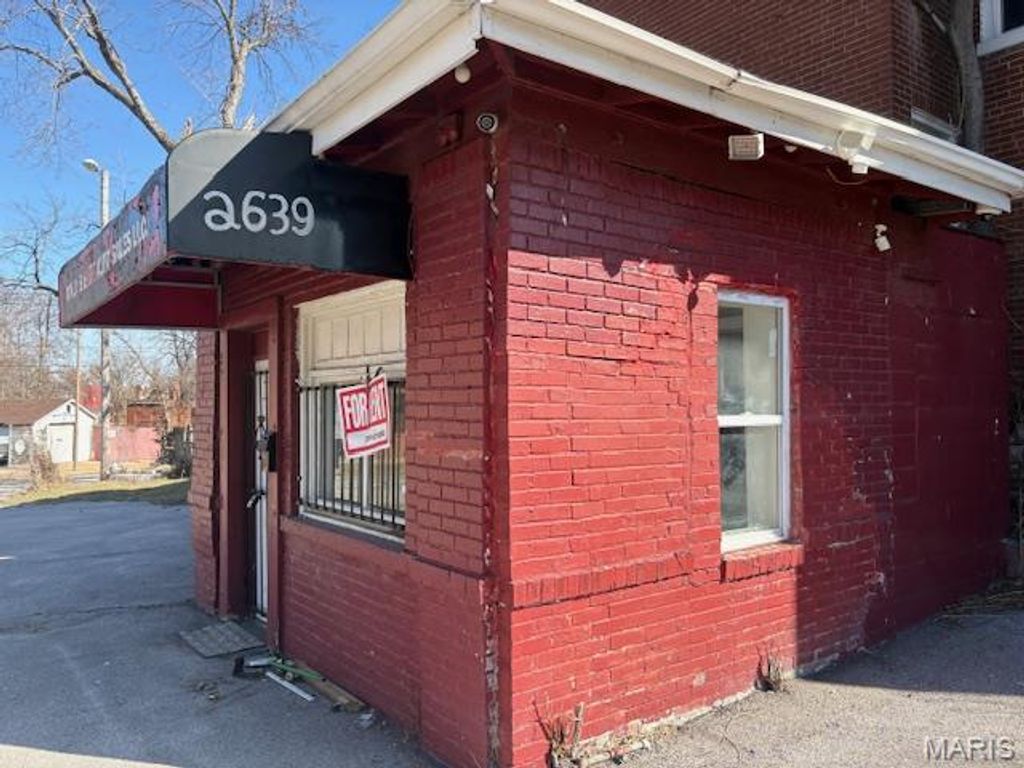 Photo of 2639 Natural Bridge Ave, St Louis, MO 63107 (MLS # 26007949)