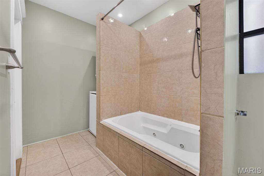 Morrison Peugnets - Residential Income