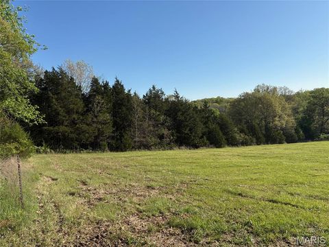 Tiny photo for 19 County Rd. 810, Linn, MO 65051 (MLS # 26024202)