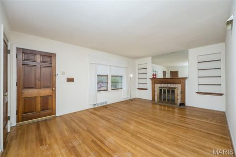 Tiny photo for 340 Calvert Avenue, Webster Groves, MO 63119 (MLS # 25078227)