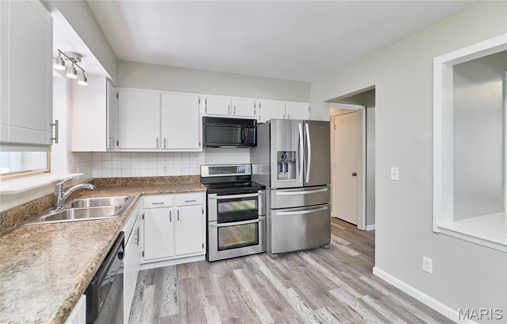 Lexington Square #6 - Residential