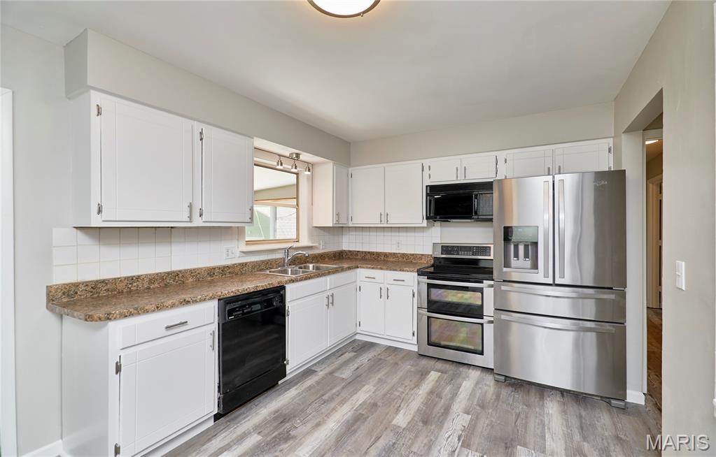 Lexington Square #6 - Residential