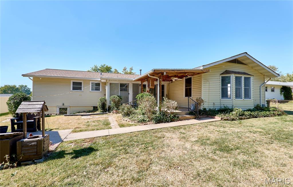 Lexington Square #6 - Residential