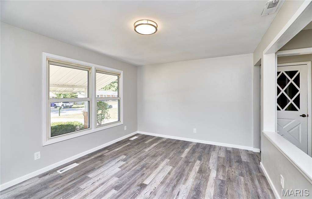 Lexington Square #6 - Residential