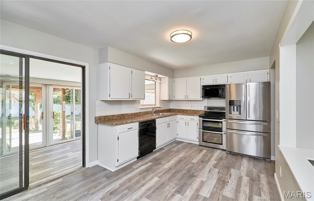 Lexington Square #6 - Residential