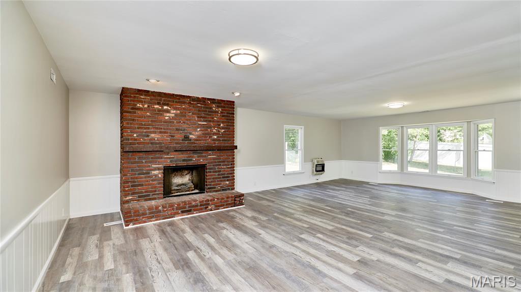 Lexington Square #6 - Residential