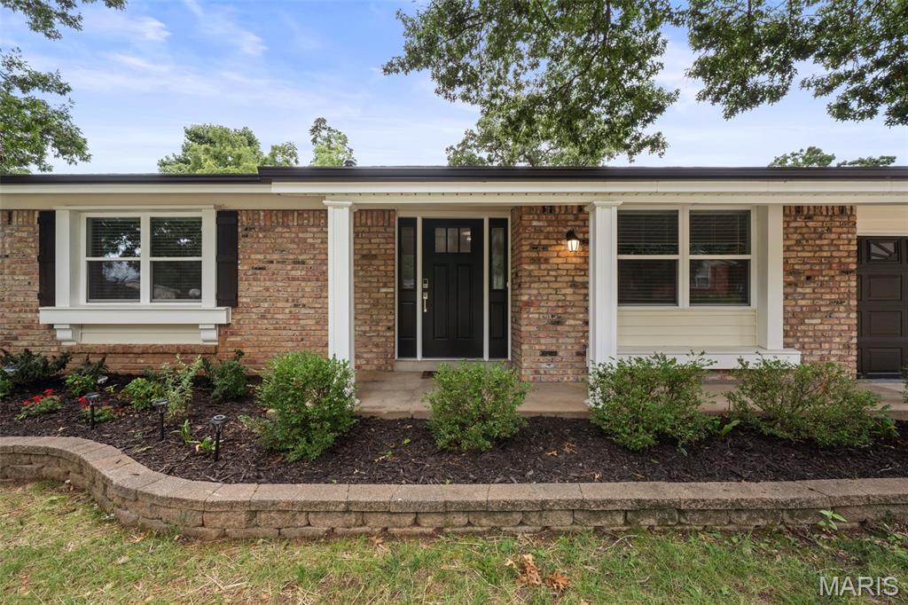 628 Hickory Knoll Court