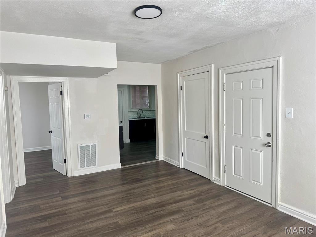 Wilhelms Hoehe Add - Residential Lease