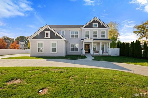 Photo of 4 Hillcrest Place, St Louis, MO 63122 (MLS # 25077426)