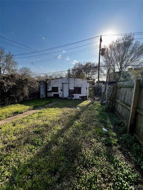 Tiny photo for 4130 Oregon Avenue, St Louis, MO 63118 (MLS # 26022889)