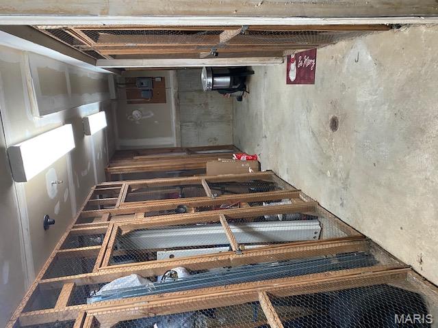 Adworth Manor Corr Condo - Residential