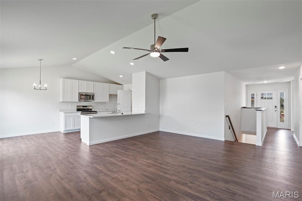 Bella Terra 98 - Residential