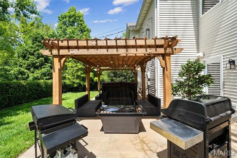 Tiny photo for 1535 Fawnvalley Drive, Des Peres, MO 63131 (MLS # 26029489)