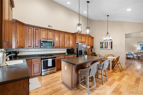 Tiny photo for 1535 Fawnvalley Drive, Des Peres, MO 63131 (MLS # 26029489)
