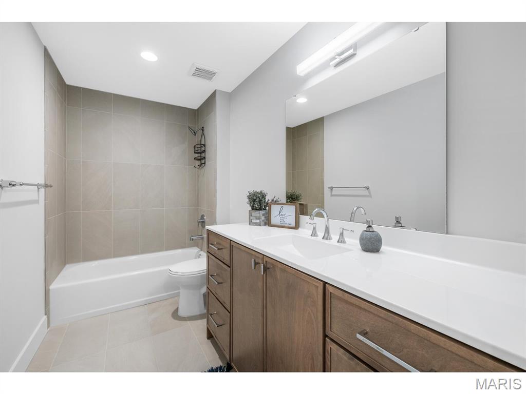 Lafayette Reserve - Residential