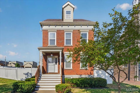 Photo of 3717 Tennessee Avenue, St Louis, MO 63118 (MLS # 26057903)