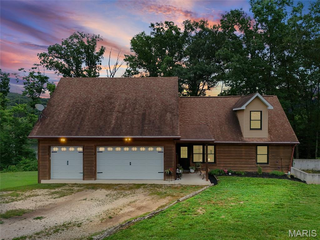 Photo of 8578 Cedar Trail, Pevely, MO 63070 (MLS # 26037355)