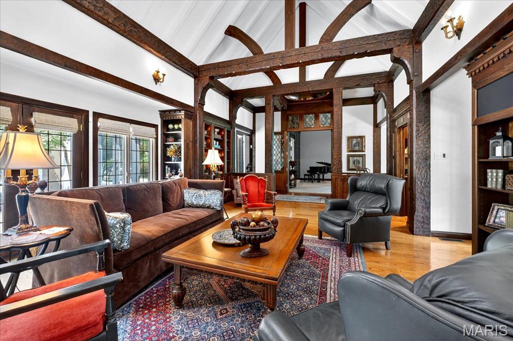 Fair Oaks Estate - Residential