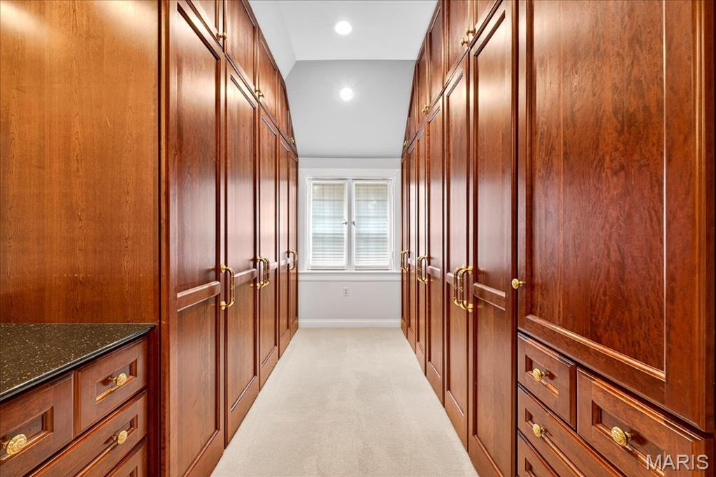 Fair Oaks Estate - Residential