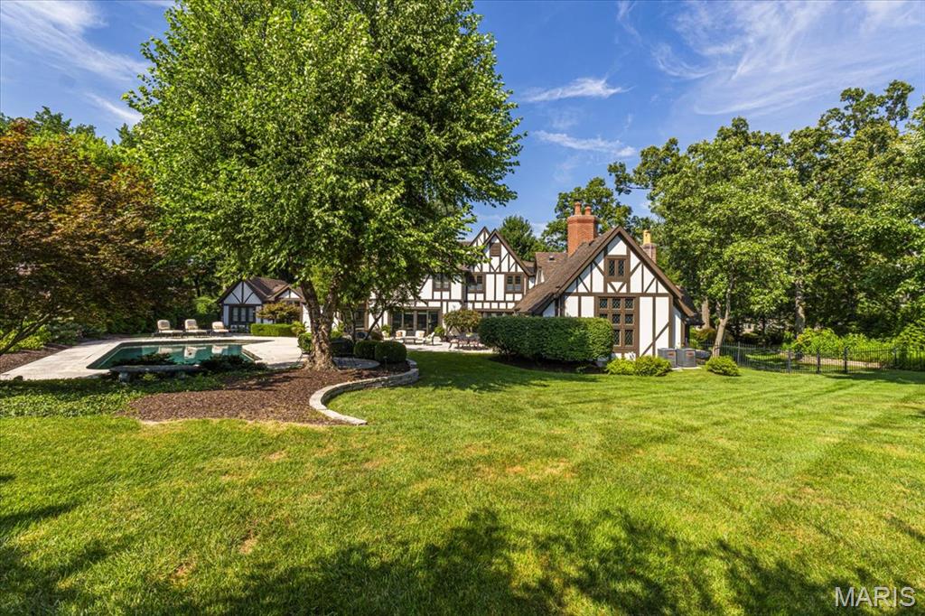Fair Oaks Estate - Residential