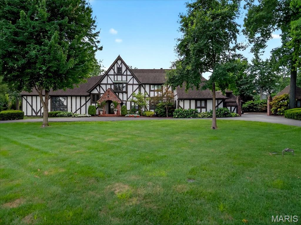 Fair Oaks Estate - Residential