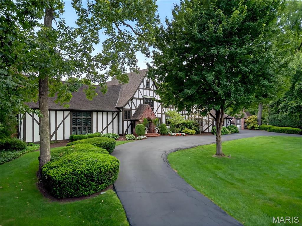 Fair Oaks Estate - Residential
