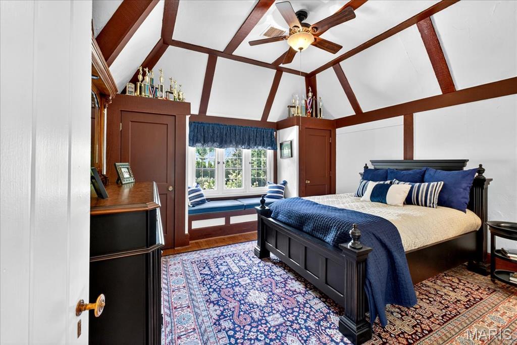 Fair Oaks Estate - Residential