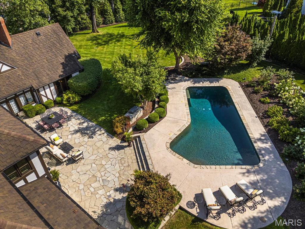 Fair Oaks Estate - Residential