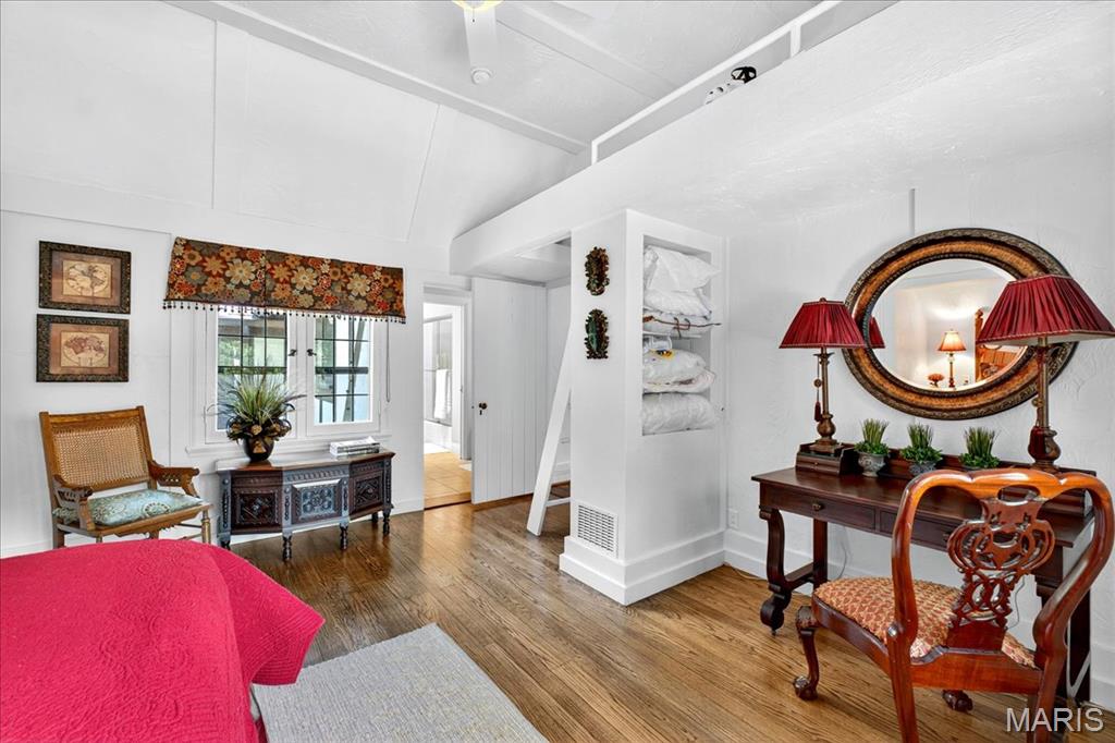 Fair Oaks Estate - Residential