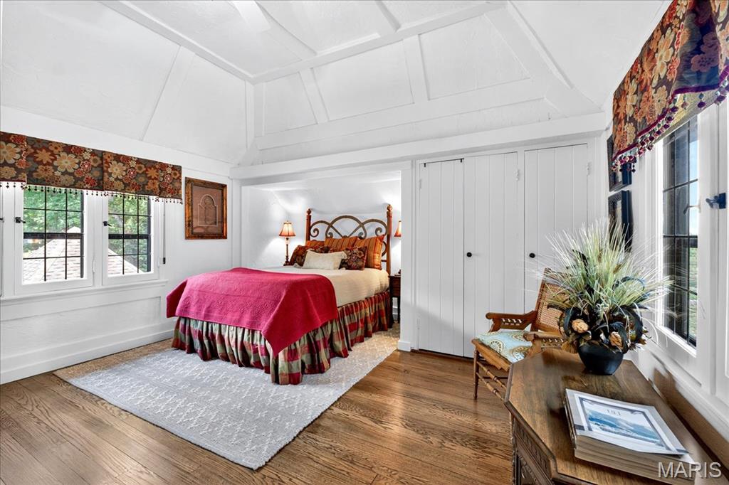 Fair Oaks Estate - Residential