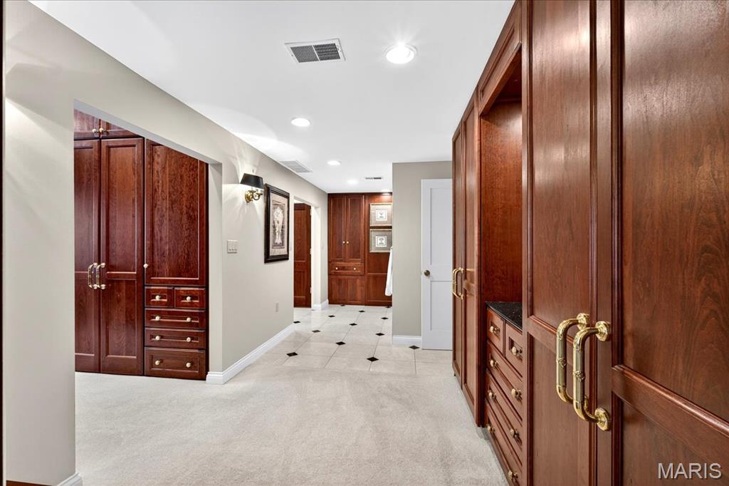 Fair Oaks Estate - Residential