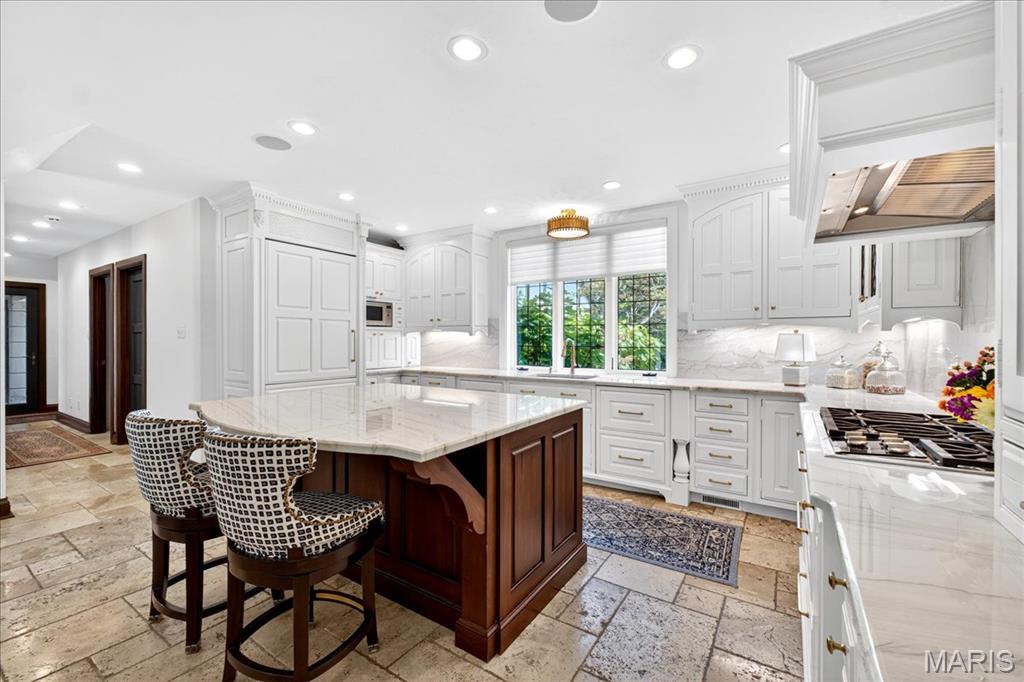 Fair Oaks Estate - Residential