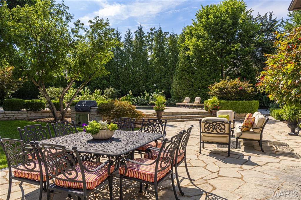 Fair Oaks Estate - Residential