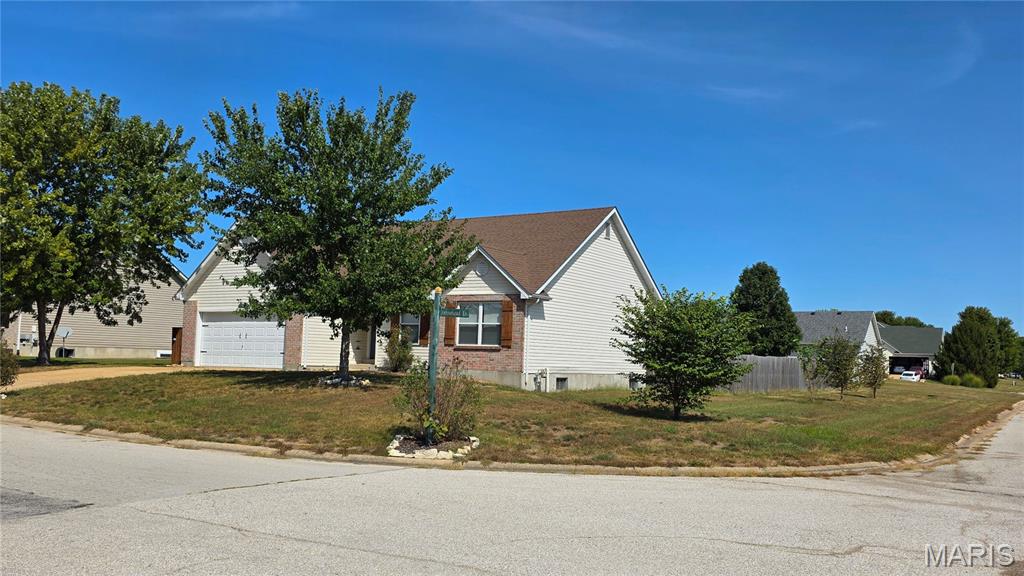 662 Arrowhead Lane