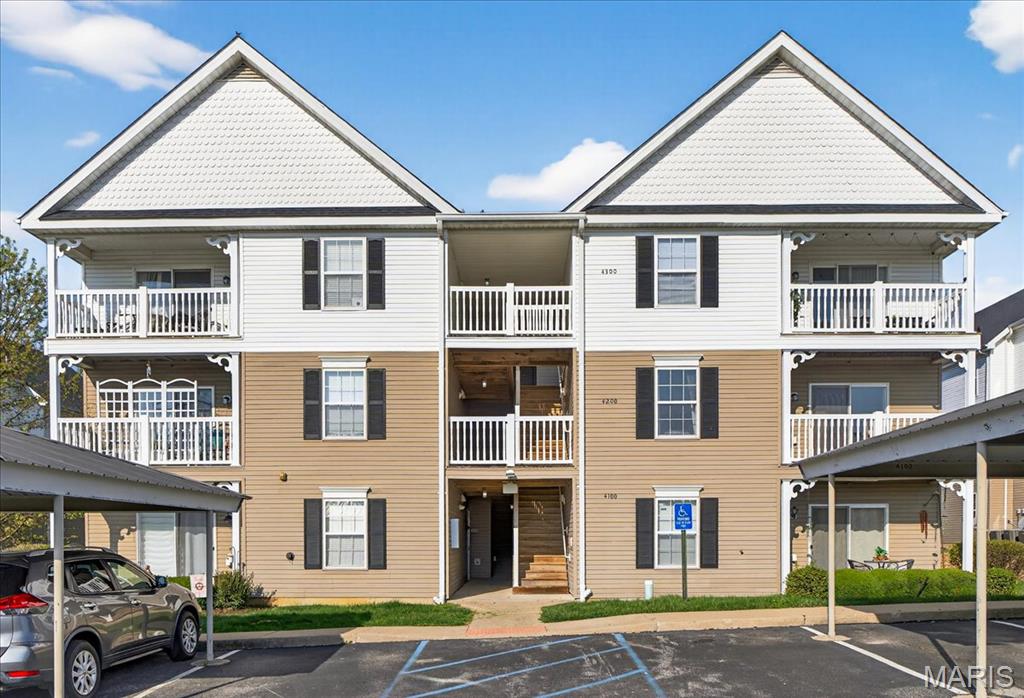 Springhurst Terrace #18 - Residential