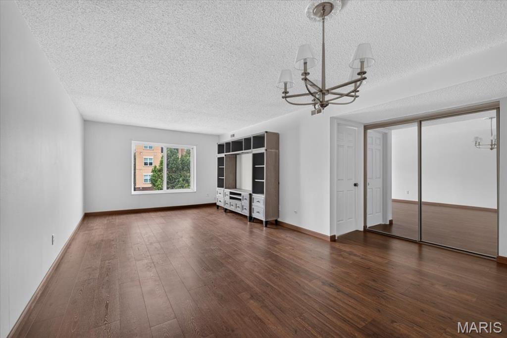 942 Guelbreth Lane 300