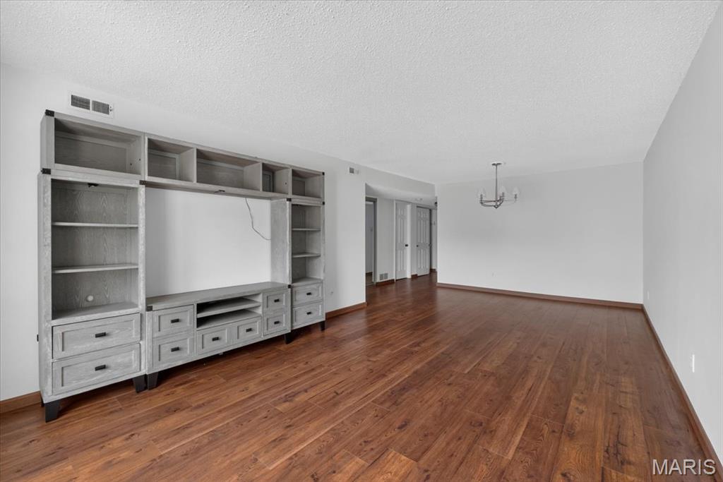 942 Guelbreth Lane 300