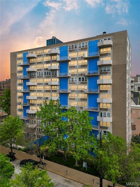 Photo of 210 N 17th Street #610, St Louis, MO 63103 (MLS # 26011639)