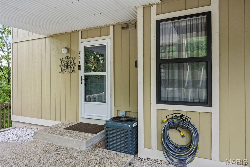 Photo of 2500 Bay Point Lane #721, Osage Beach, MO 65065 (MLS # 26029026)