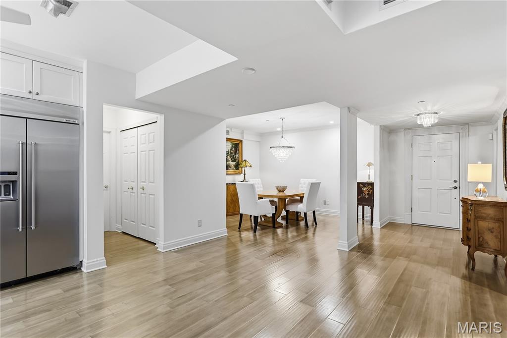 315 N Meramec Avenue 11