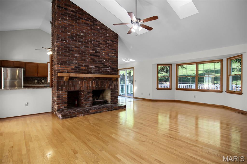 607 Crofton Circle Court